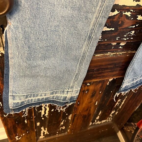 NWT American Eagle stretch raw hem women’s festival wide leg jeans. Size 12 Reg - Picture 3 of 14